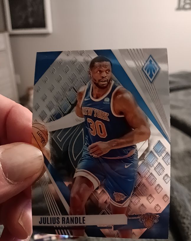 2023-24 Panini Phoenix #101 Julius Randle — front