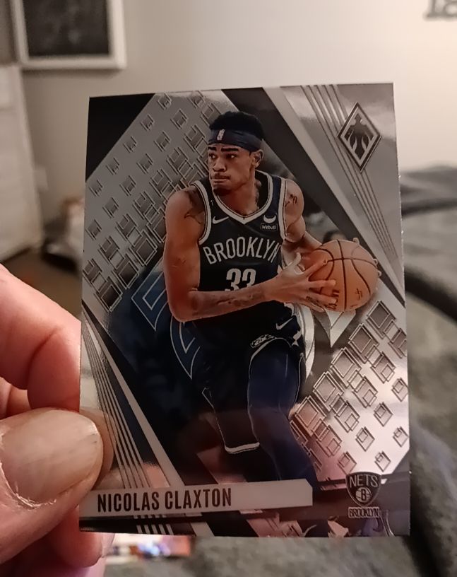 2023-24 Panini Phoenix #219 Nicolas Claxton — front