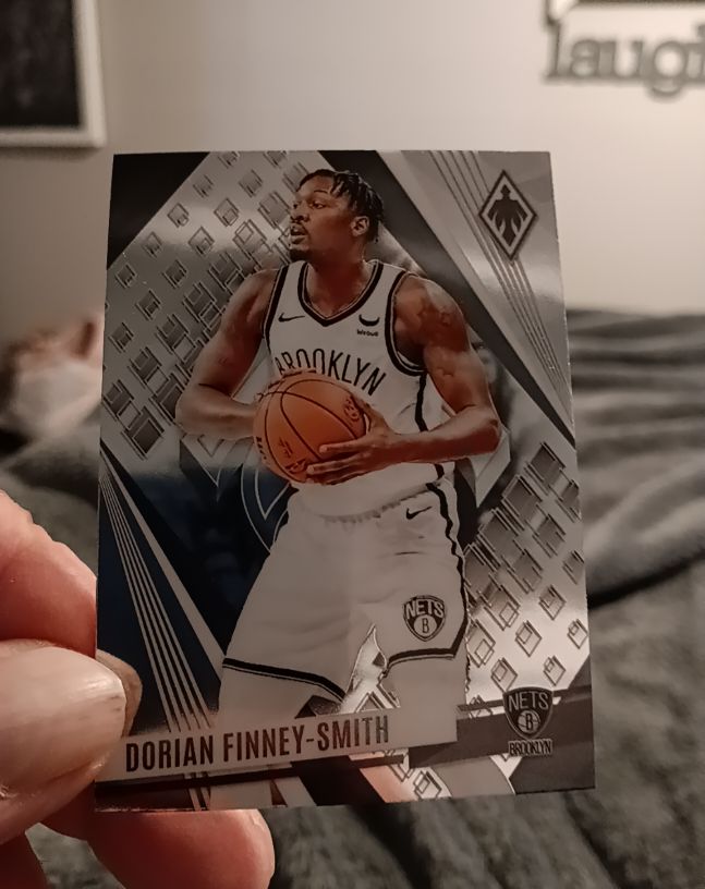 2023-24 Panini Phoenix #223 Dorian Finney-Smith — front