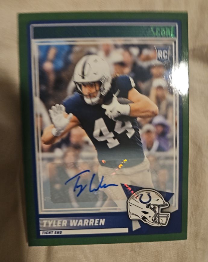 2025 Panini Score #21 Tyler Warren Rookie Signatures Green — front