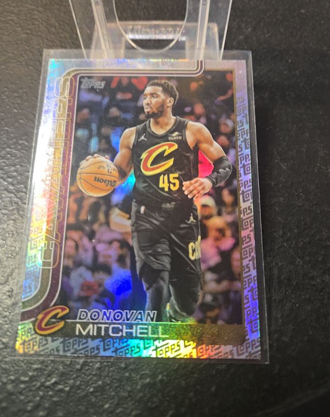 2025-26 Topps Basketball #80 Donovan Mitchell — front