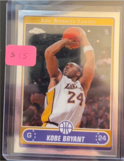 2006-07 Topps Chrome #129 Kobe Bryant — front