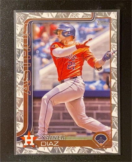 2025 Topps Series 1 #299 Yainer Diaz — front