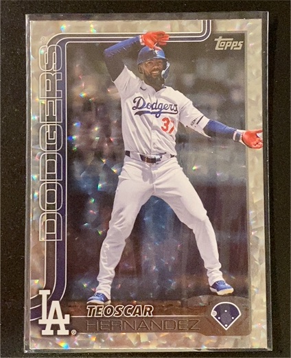 2025 Topps Series 1 #176 Teoscar Hernandez — front