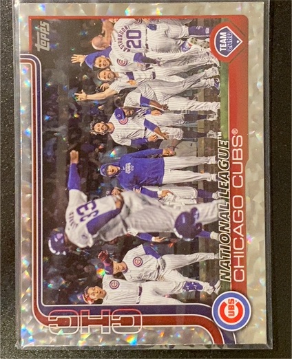 2025 Topps Series 1 #60 Chicago Cubs Team Card — front
