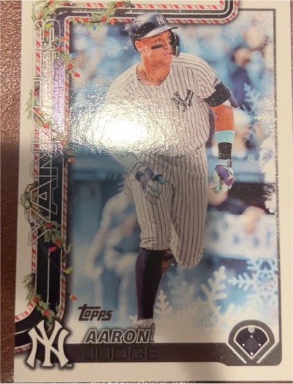 2025 Topps Holiday #H161 Aaron Judge — front