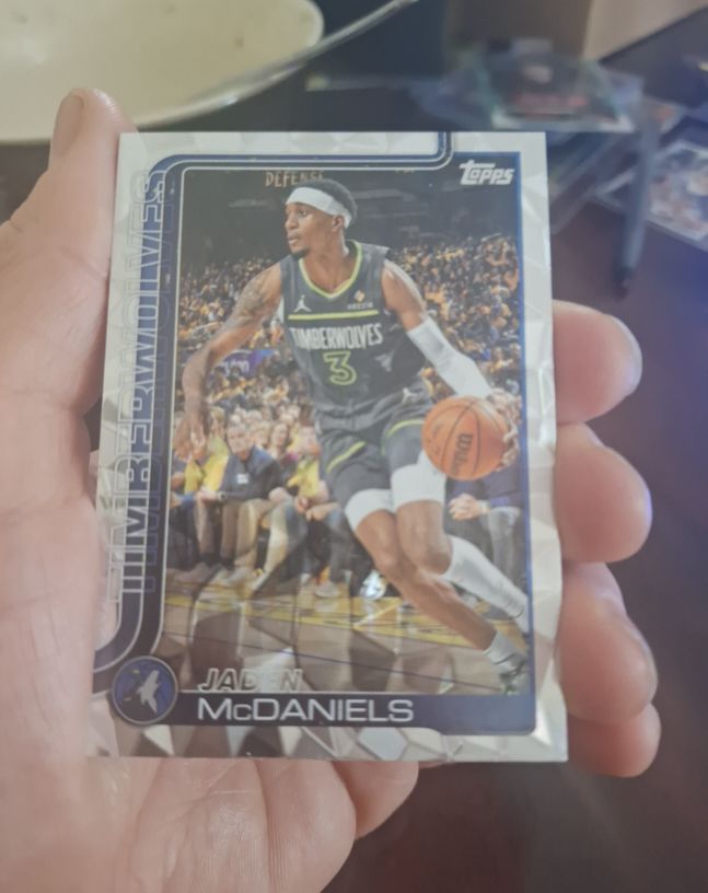 2025-26 Topps #248 Jaden McDaniels — front