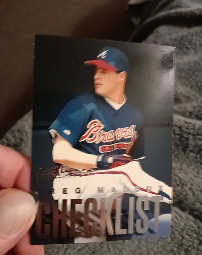 1997 Fleer Ultra #4 Greg Maddux Checklist — front