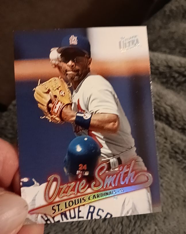 1997 Fleer Ultra #276 Ozzie Smith — front