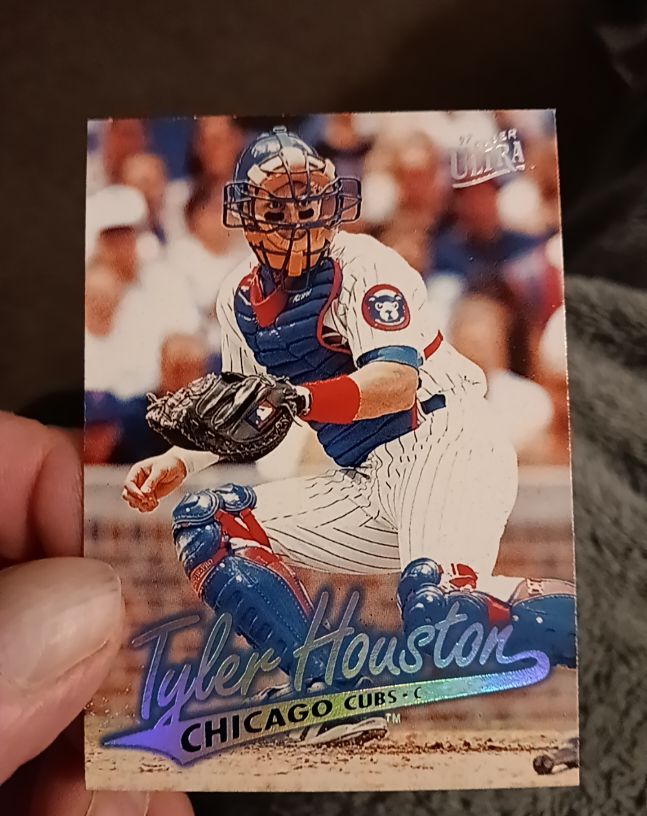 1997 Fleer Ultra Tyler Houston — front