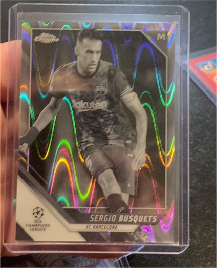 2022 Topps Chrome UEFA #42 Sergio Busquets Black & White Ray Wave — front