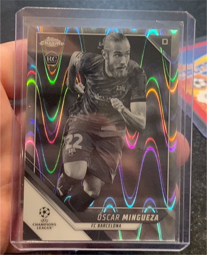 2021-22 Topps Chrome UEFA #RC Oscar Mingueza Black & White Ray Wave — front