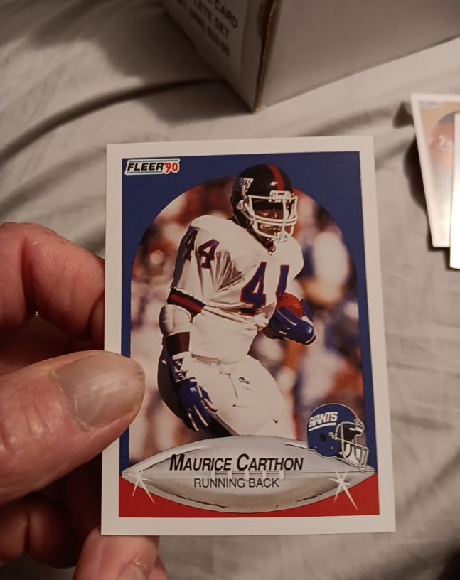 1990 Fleer #65 Maurice Carthon — front