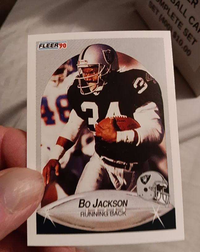 1990 Fleer #256 Bo Jackson — front