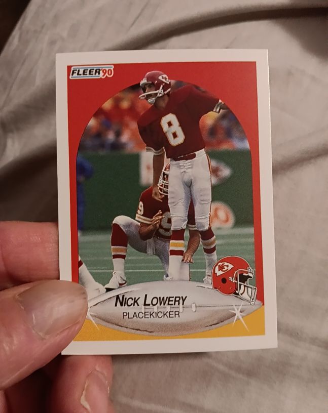 1990 Fleer #8 Nick Lowery — front