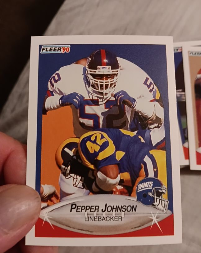 1990 Fleer #69 Pepper Johnson — front