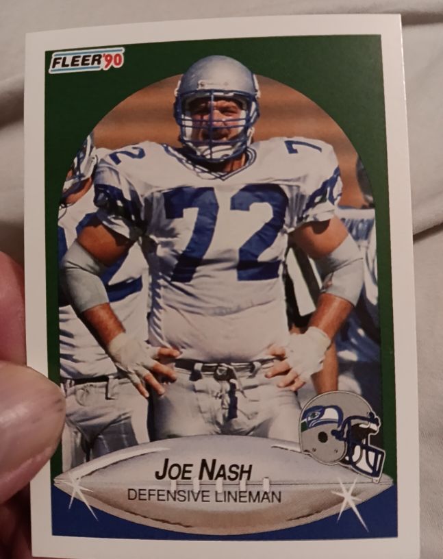 1990 Fleer #271 Joe Nash Seattle Seahawks — front