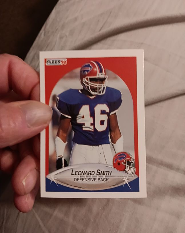 1990 Fleer #122 Leonard Smith — front