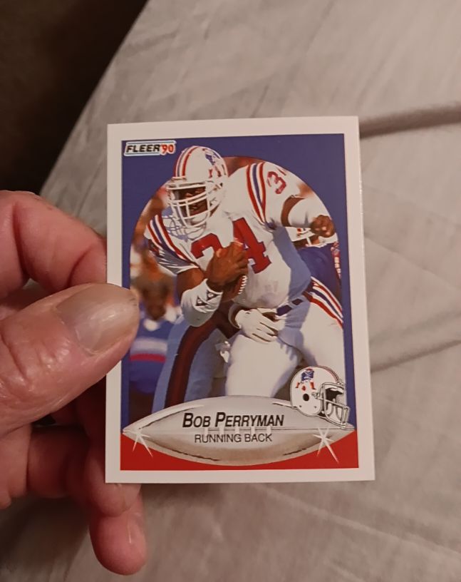 1990 Fleer #324 Bob Perryman — front