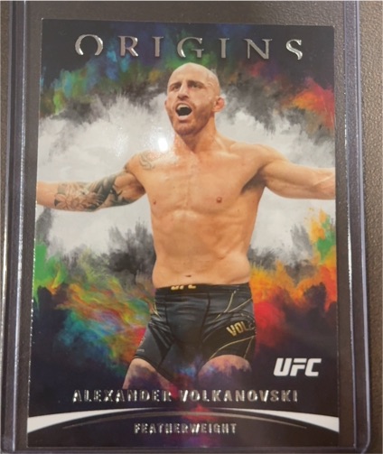 2022 Panini Chronicles UFC Origins #139 Alexander Volkanovski — front