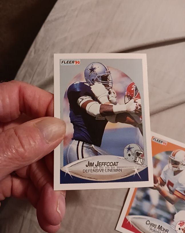 1990 Fleer #390 Jim Jeffcoat — front