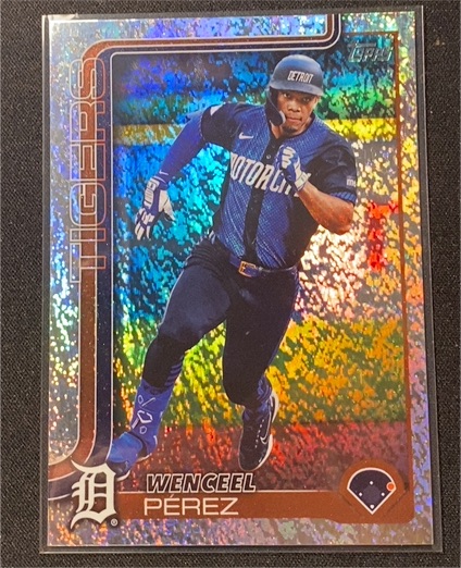 2025 Topps Series 2 #646 Wenceel Perez — front