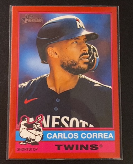 2025 Topps Heritage #251 Carlos Correa — front