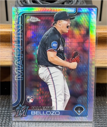 2025 Topps Chrome #122 Valente Bellozo — front