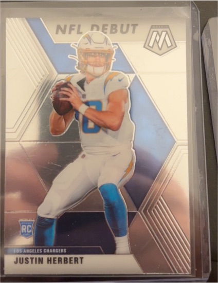 2020 Panini Mosaic #263 Justin Herbert NFL Debut Rookie Card — front