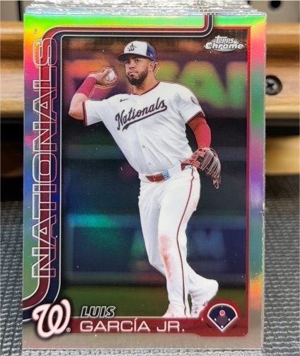 2025 Topps Chrome #269 Luis Garcia Jr. — front