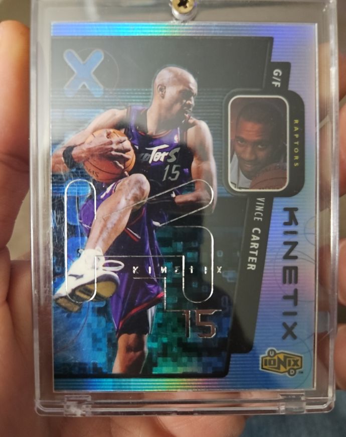1998-99 Upper Deck Ionix Kinetix #K7 Vince Carter — front
