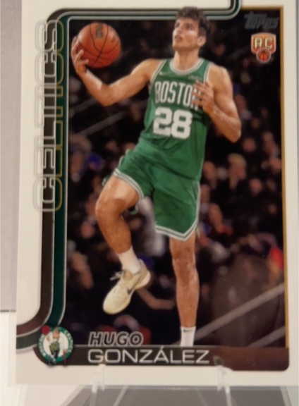 2025-26 Topps #228 Hugo González — front