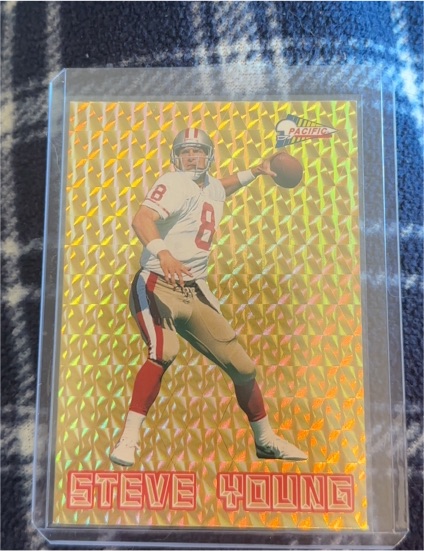 1993 Pacific Triple Folder #20 Steve Young Gold Prism — front