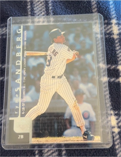 1998 Upper Deck #50 Ryne Sandberg — front