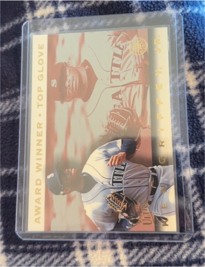 1995 Fleer Ultra Award Winner Top Glove #6 Ken Griffey Jr. — front