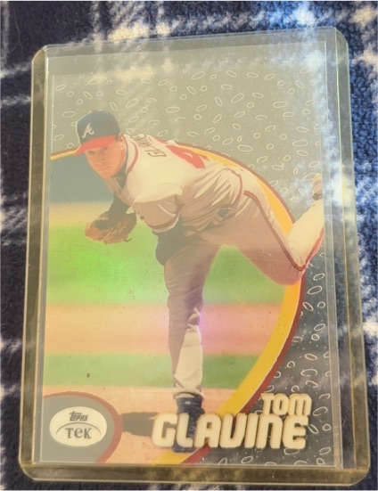 1998 Topps Tek #10 Tom Glavine — front