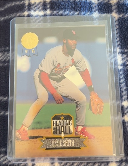 1993 Leaf #10 Heading for the Hall Ozzie Smith — front