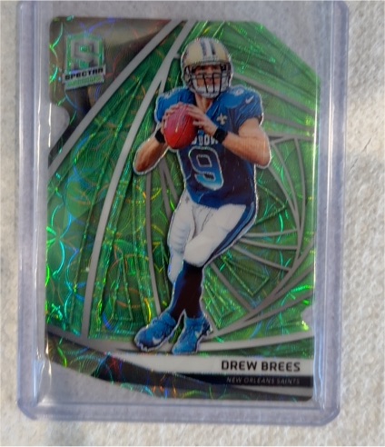 2019 Panini Spectra Neon Green #142 Drew Brees — front