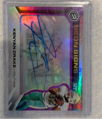 2019 Panini Elements Neon Signs #RNS-KD Kenyan Drake — front