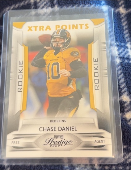 2009 Playoff Prestige Xtra Points Chase Daniel Rookie — front