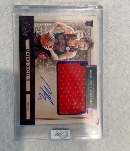 2022-23 Panini One & One Matas Buzelis Rookie Jersey Autograph — front