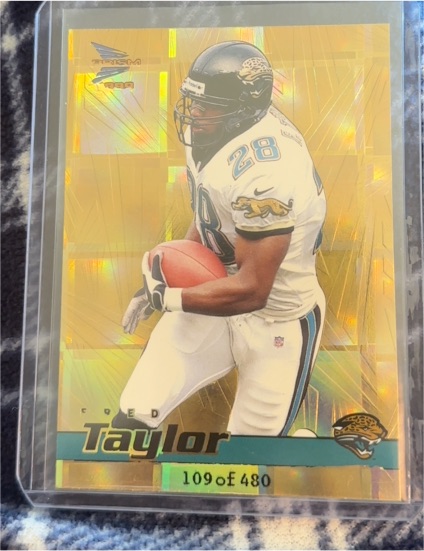 1999 Pacific Prism #109 Fred Taylor — front
