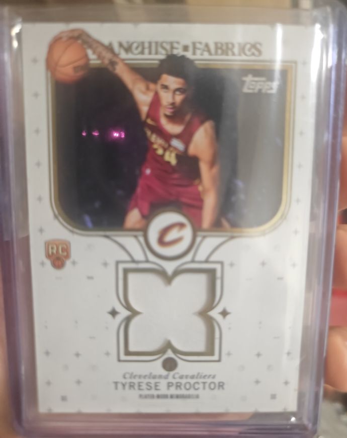 2025-26 Topps Franchise Fabrics Rookie Relic #FF-TP Tyrese Proctor — front