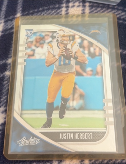 2020 Panini Absolute #167 Justin Herbert — front