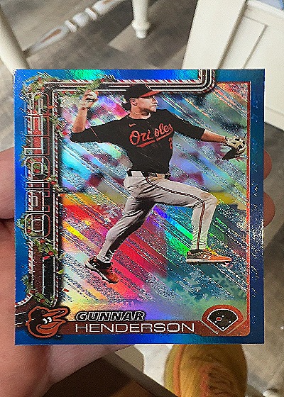 2025 Topps Holiday #H18 Gunnar Henderson — front