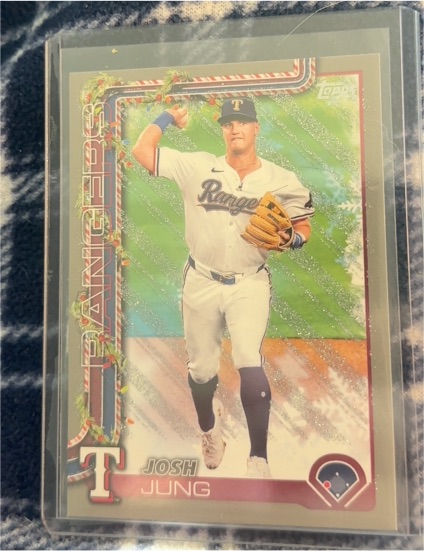 2025 Topps Holiday #H7 Josh Jung — front