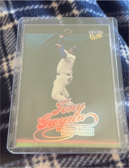 1999 Fleer Ultra Gold Medallion #59G Tony Gwynn — front