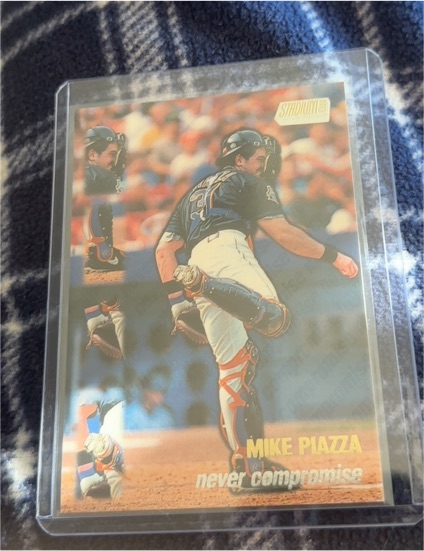 1999 Topps Stadium Club Never Compromise Mike Piazza — front