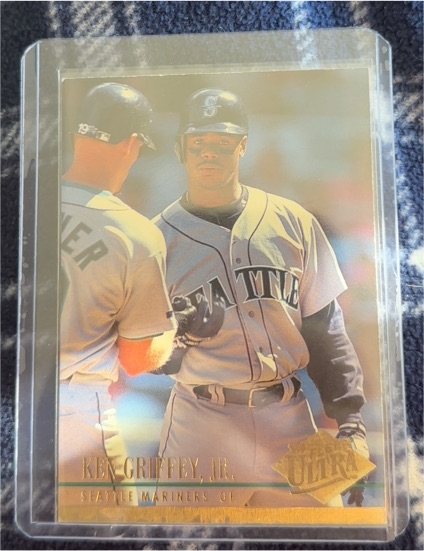 1994 Fleer Ultra #120 Ken Griffey Jr. — front