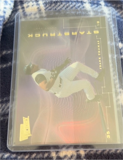 2000 Upper Deck Ultimate Victory Starstruck #S18 Frank Thomas — front